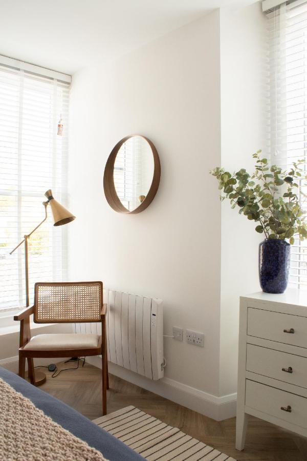 John Lewis Apartment Аберерън Екстериор снимка