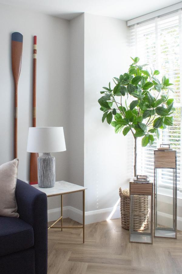 John Lewis Apartment Аберерън Екстериор снимка