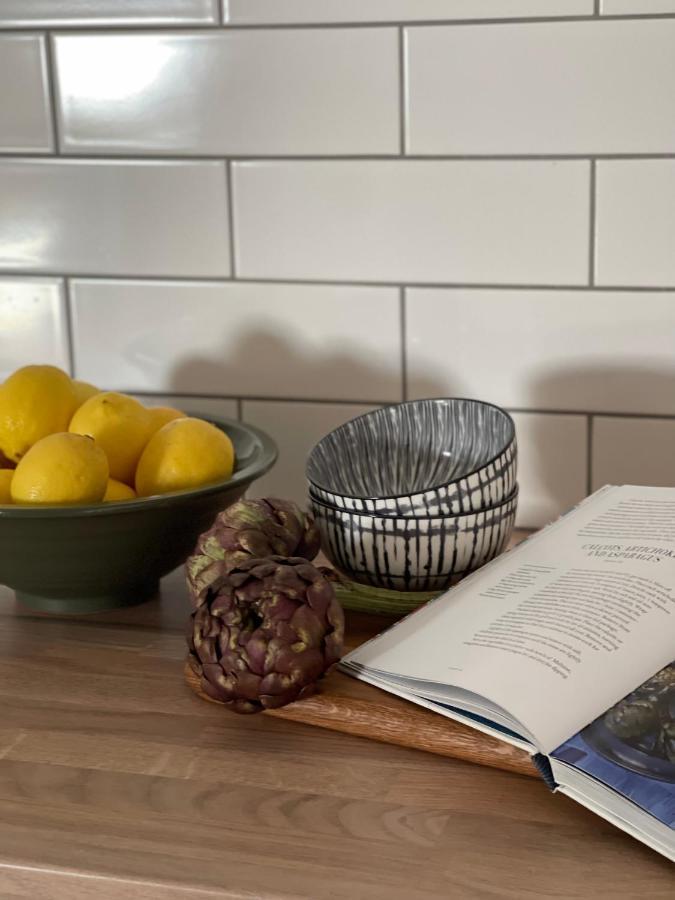 John Lewis Apartment Аберерън Екстериор снимка